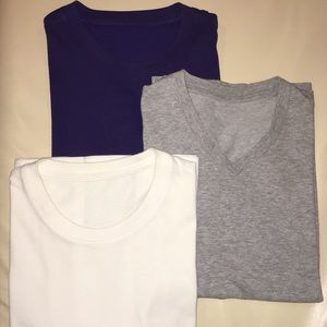 BUNDLE Uniqlo T-Shirts